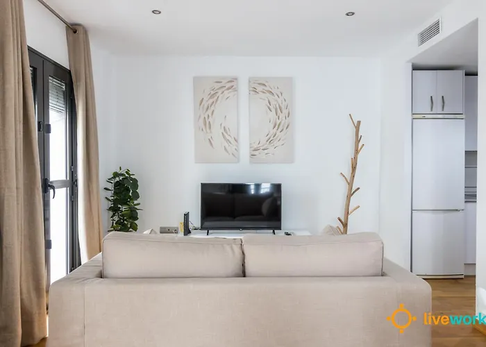 Estrella Del Mar- Free Parking By Livework Cadice